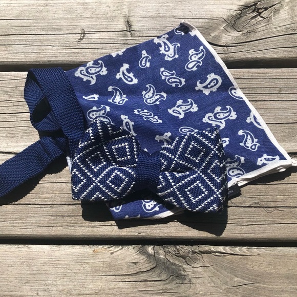 Knit Bow tie & Pocket square - Picture 2 of 5